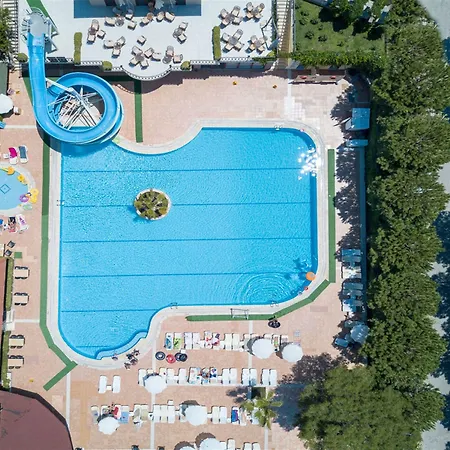 Greenland Hotel 4*